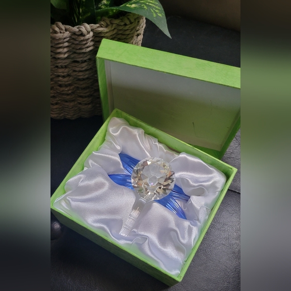 Oleg Cassini Blue Vintage Crystal Dragonfly, 4"x3.5"x1.5" - Picture 11 of 15